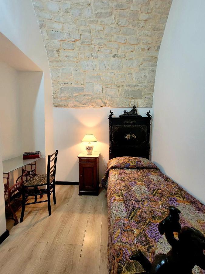 Giovinazzo Historic Apulia Old Town Stone House With Private Patio Lejlighed Eksteriør billede