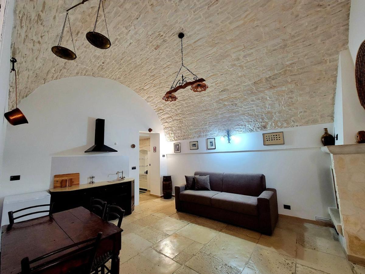 Giovinazzo Historic Apulia Old Town Stone House With Private Patio Lejlighed Eksteriør billede