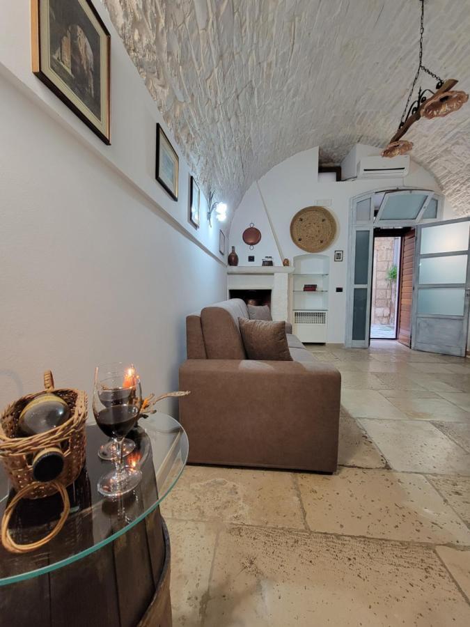 Giovinazzo Historic Apulia Old Town Stone House With Private Patio Lejlighed Eksteriør billede