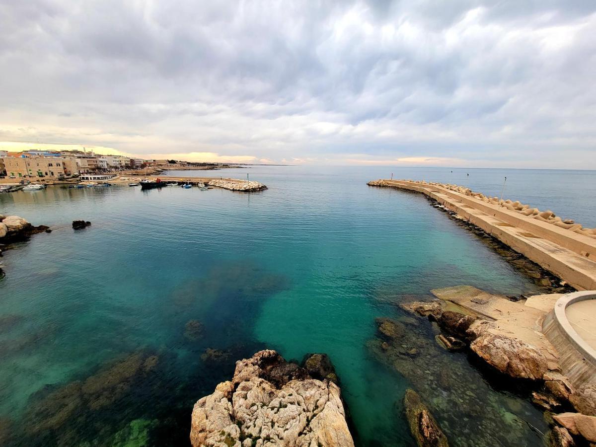 Giovinazzo Historic Apulia Old Town Stone House With Private Patio Lejlighed Eksteriør billede